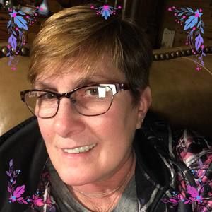 Meet your Posher, Deborah